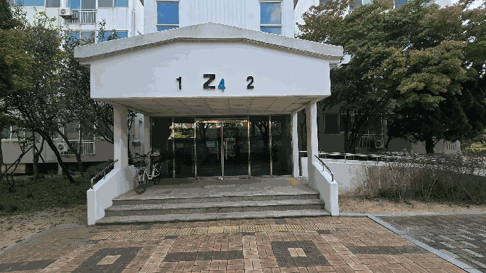 본건 주출입구 (1층 소재)