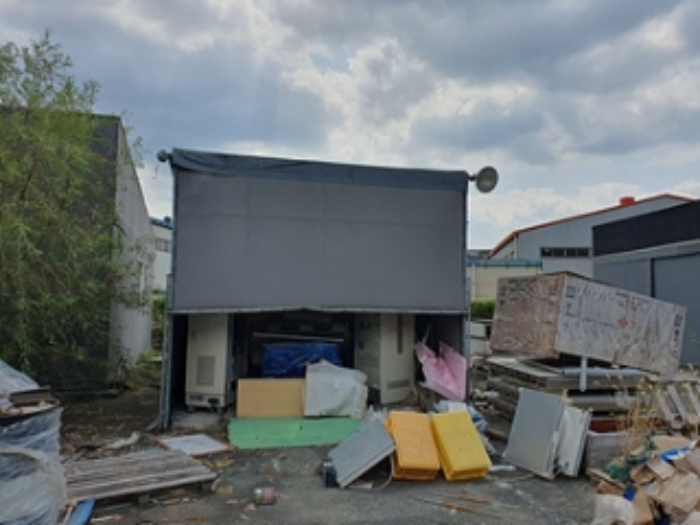 기호 1 토지위 지상 제시외 건물(비닐천막)
