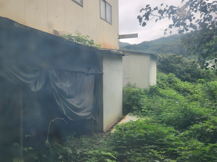 제시외 건물 f