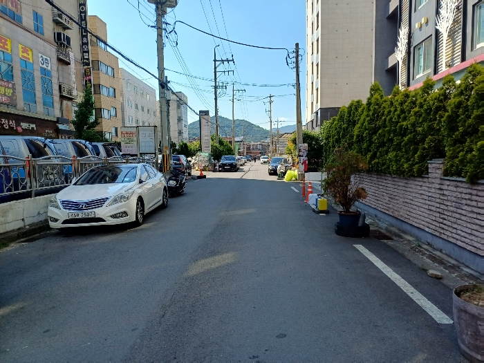 북동측 도로 및 주변환경