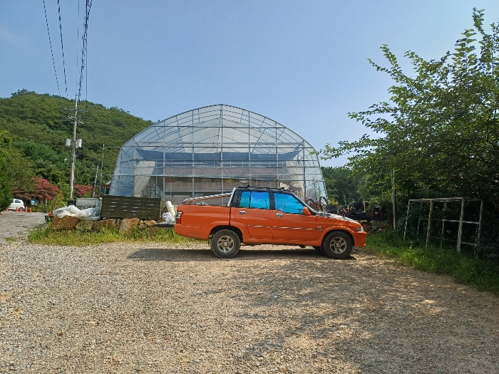 본건2 및 제시외건물ㄱ