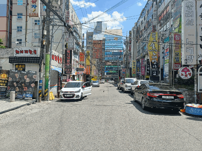 북동측 도로 및 주변환경