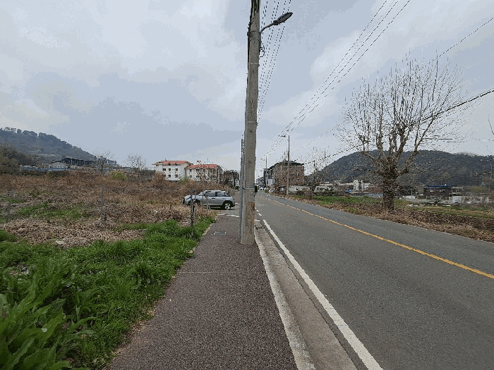 인 근 전 경