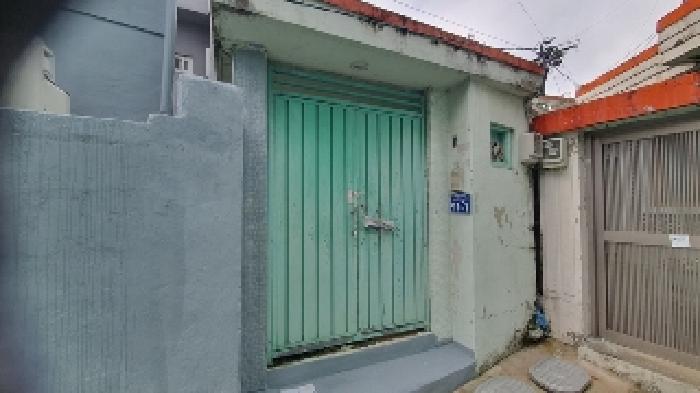 본건 대문