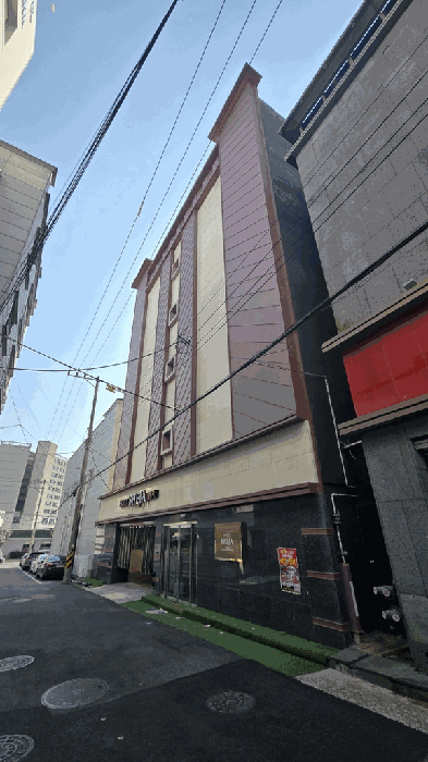 본건 후면 전경