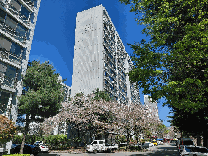 대상물건 1) 211동 전경