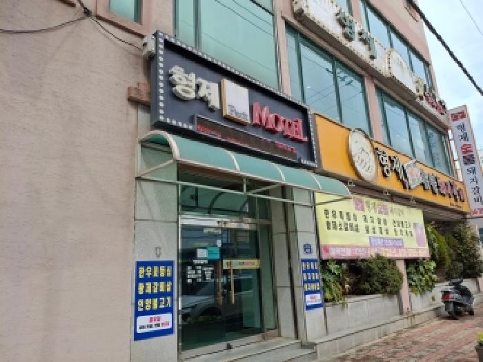 정동2길 42, 외관