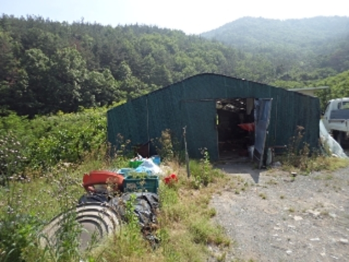 동산리1024 지상 제시외 창고 전경