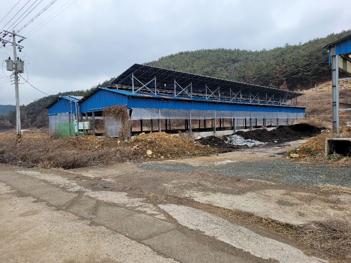 본건 기호 (13) 전경 및 태양광설비