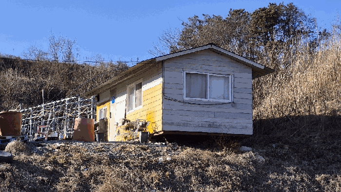 기호 1)지상의 이동식 건물
