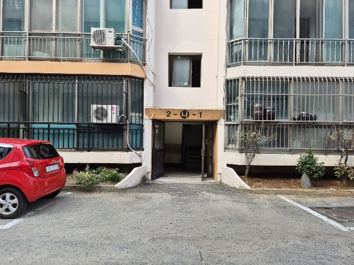 건물 1(가) 출입구