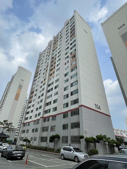 【 본건 전경 】