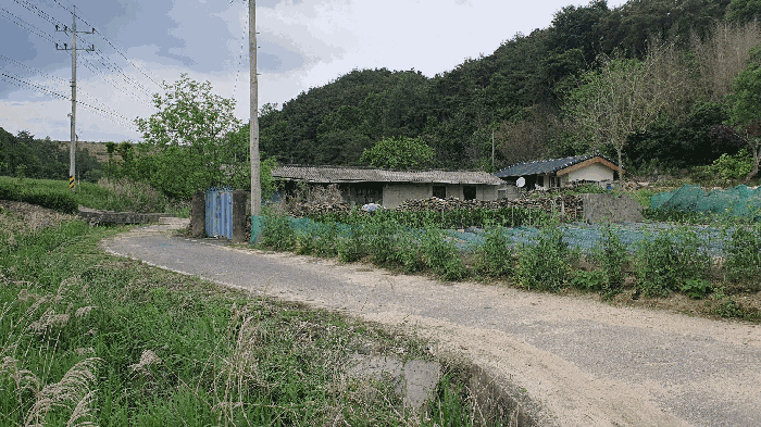 【 본건 전경 】