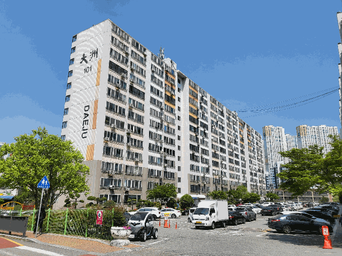 본건