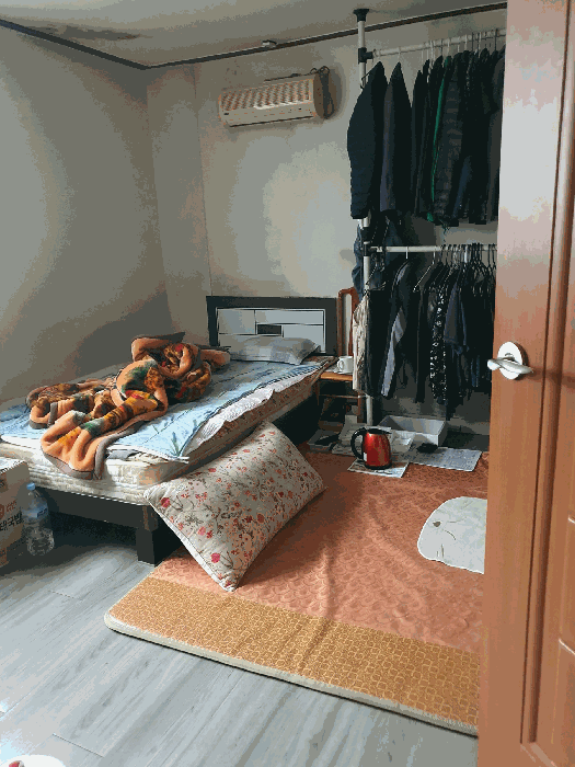 【 본건 2층 다가구주택 내부 】