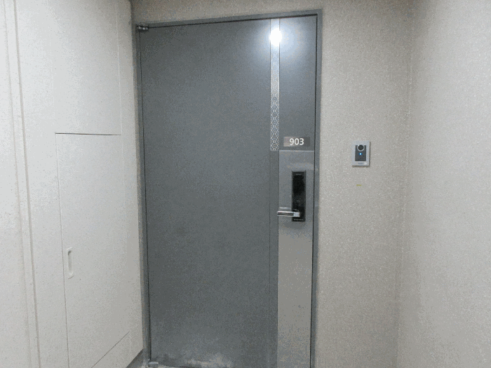 본건