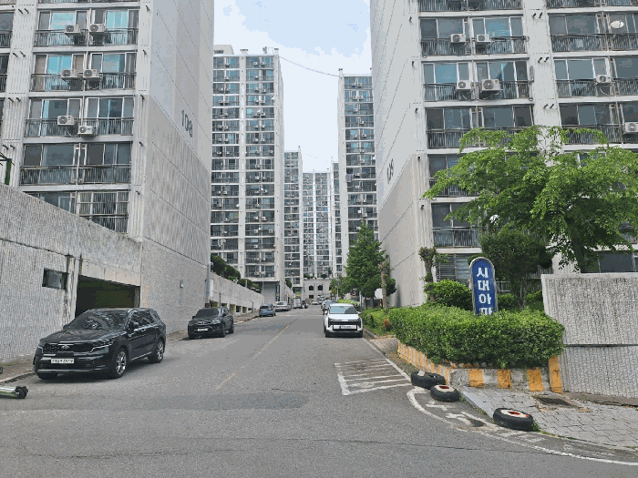 단지 입구