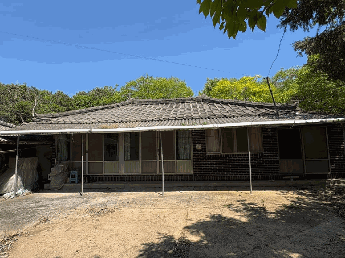 기호 1 지상의 제시외 건물 ㄱ