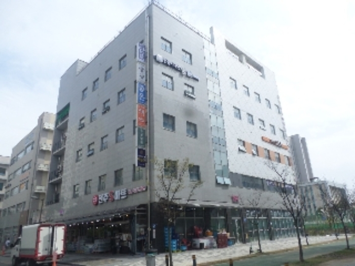 본건 건물 전경