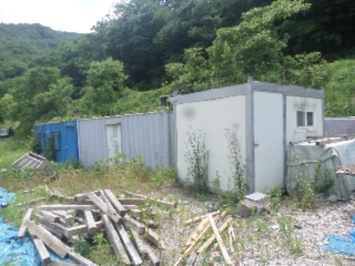 목록5. 지상 컨테이너박스 3개