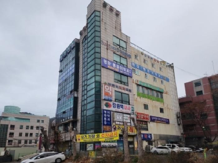 상가건물 전경