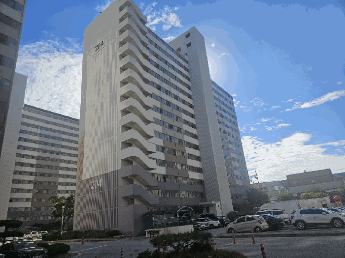 본건 204동 전경