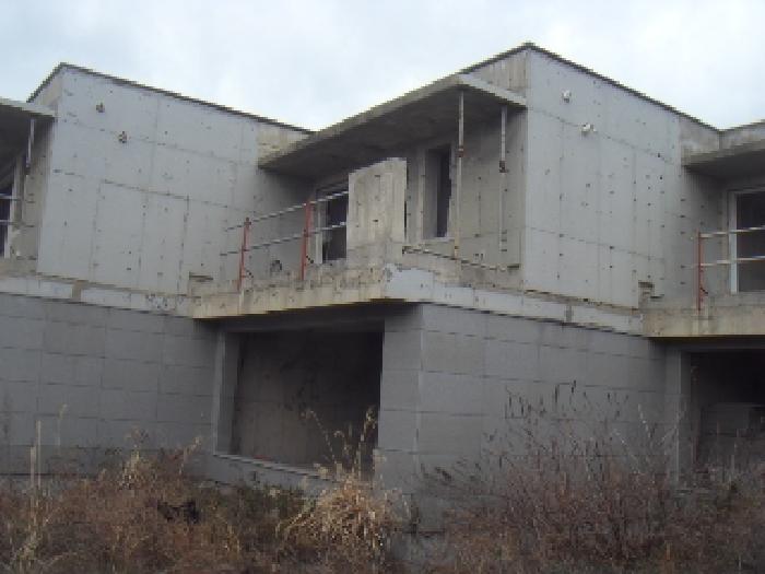 본건(두모리 1907) 지상 건축 중단된 건물
