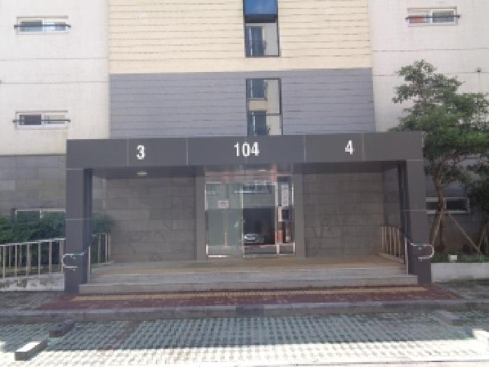 소재지 1.(사계신항로17번길 14, 오션캐슬 104동) 3,4호 라인 공동 출입