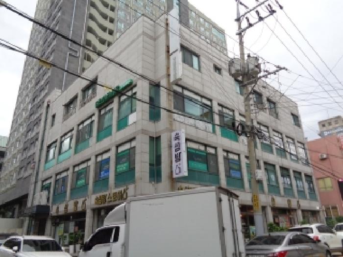 - 소재지 1(연동 260-14) 지상 소재지 2(삼무로1길 5) 제시 건물 전경