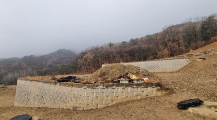 목록 4. 토지(축대 아래쪽에서 본 모습)