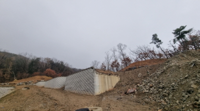 목록 7. 토지 전경(아래에서 본 모습)