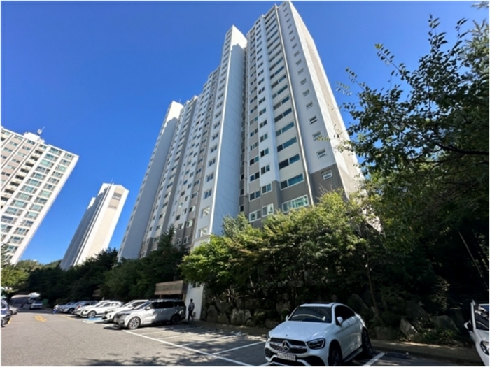 본건 건물(2206동) 전경