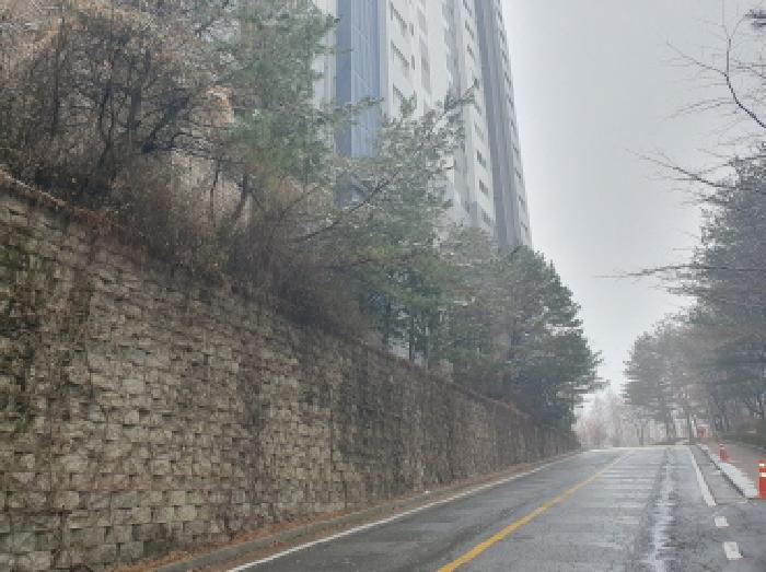 단지 진입로