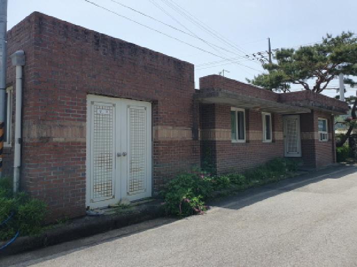 목록2 및 제시외 지상 건물