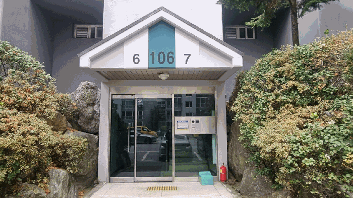 1층 공동출입구