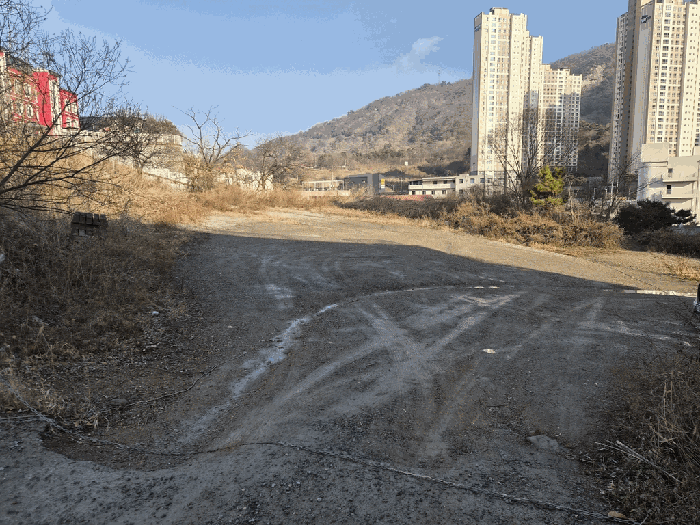 일련번호 (2), (7) 전경