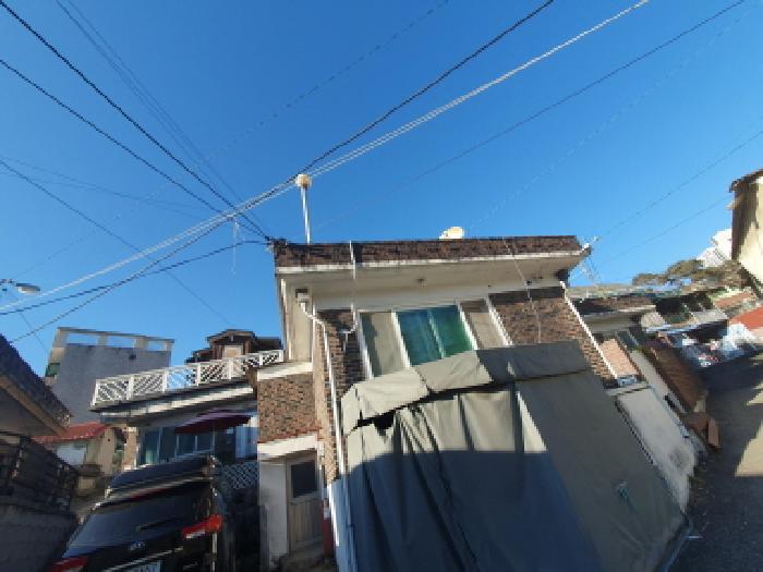 목록1 및 제시외 지상 건물