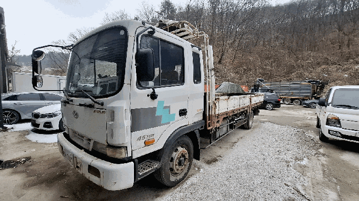 일련번호 (3) 전면 및 측면